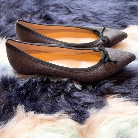 🔅Christian Louboutin Flats🔅 - Picture 2 of 8